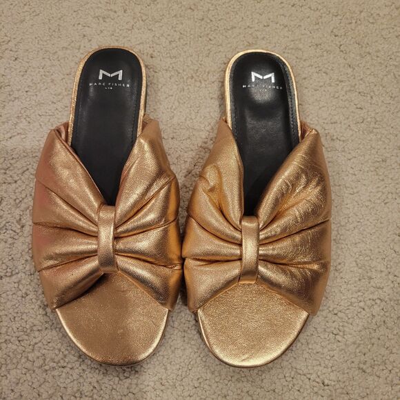 NWOB Marc Fisher Olita Slides Flats Leather Slip On Metallic Peach Orange Sz 9 - Picture 2 of 7